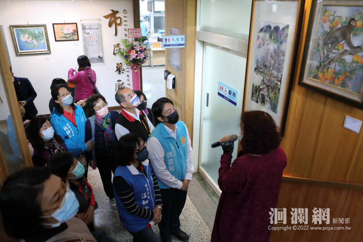 湯大凰師生聯展開幕，市民藝廊推廣藝術創作平台