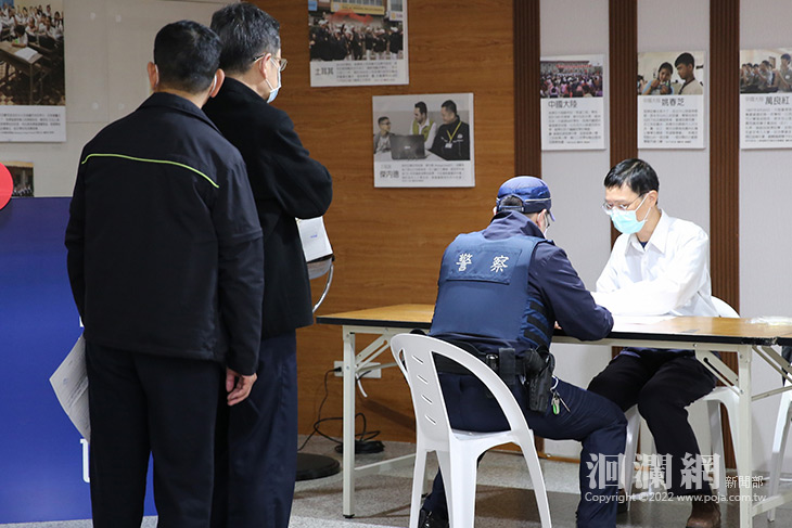 花蓮慈院承接專案場次，為長者及警消接種第三劑