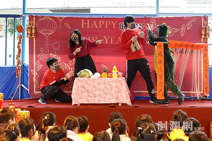 市幼辦送舊暖心圍爐 感受年節味認識傳統習俗