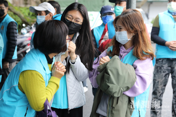 花蓮市公所新春團拜 魏嘉賢帶領團隊拚建設