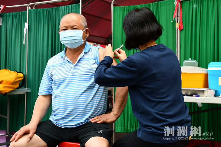 吉安鄉公所、衛生所共構疫苗快打站，籲鄉親務必接