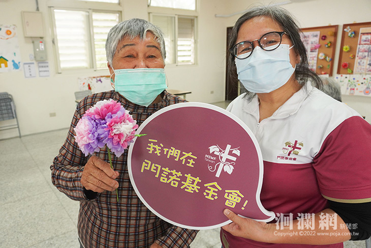 追憶似水年華！阿嬤們穿上年輕服裝走台步