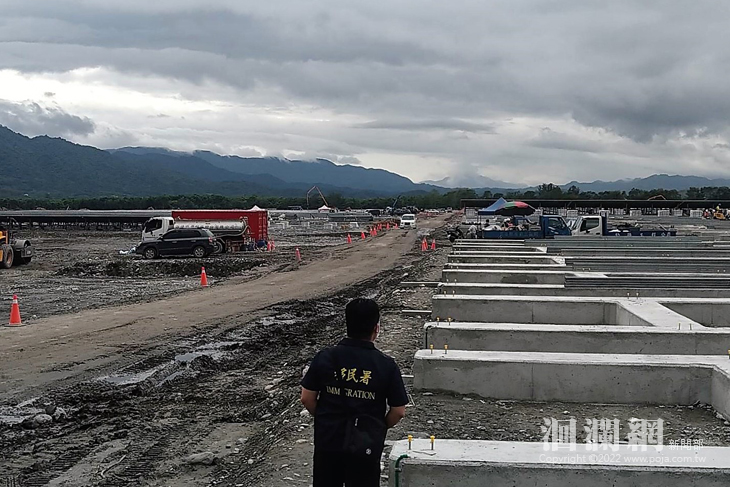 種田改種電　非法移工搶賺綠電財