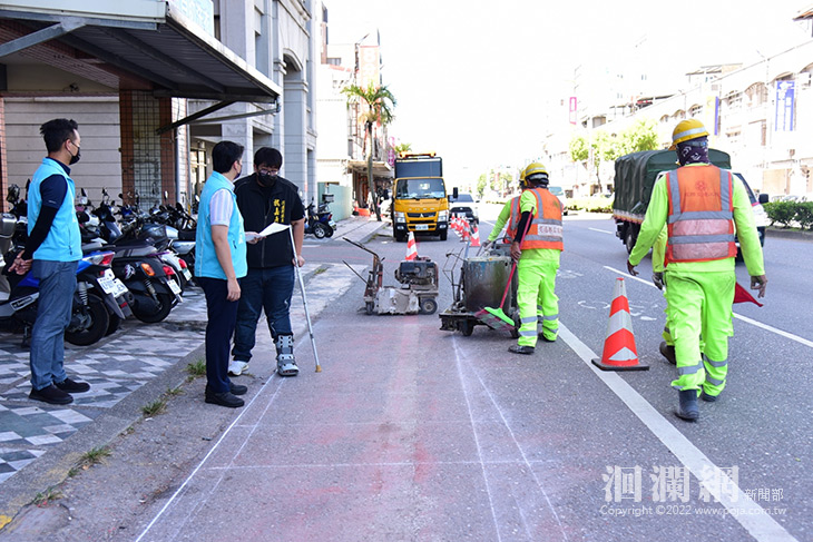 解決停車位不足 花蓮市加強路側劃設機車格位