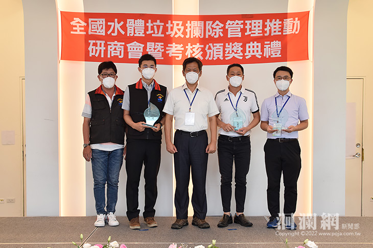 花蓮縣政府屢創佳績!連續三年獲河面攔除考核『