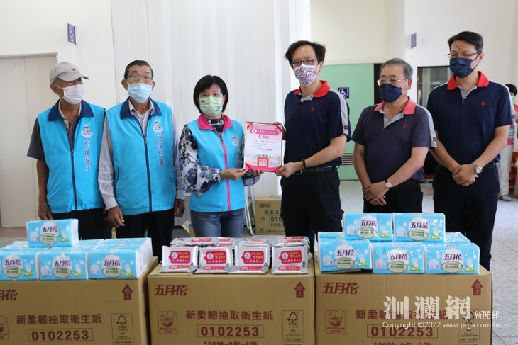 吉安鄉福氣站長者感謝華紙企業捐贈防疫紙品關懷
