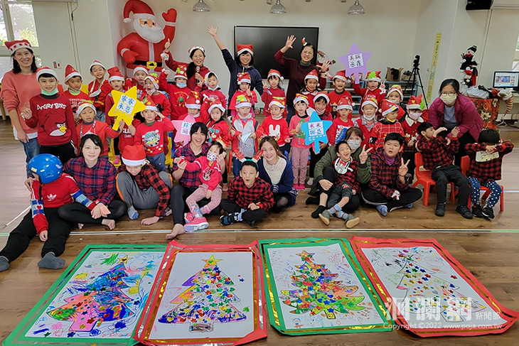 聖誕感恩聯誼派對    東華附小幼兒園與花特星辰