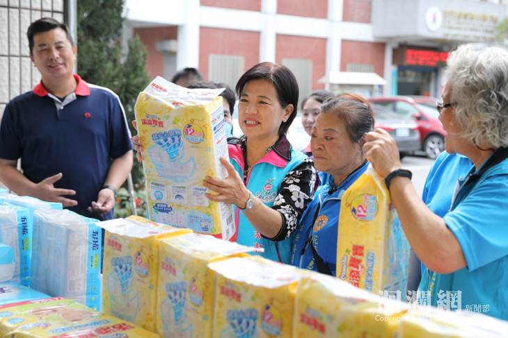 吉安鄉攜手善琴慈惠堂、華紙企業關愛送暖 嘉惠