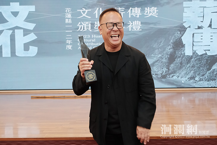 文化薪傳獎頒獎 徐榛蔚感謝莊國鑫老師辛勤耕耘