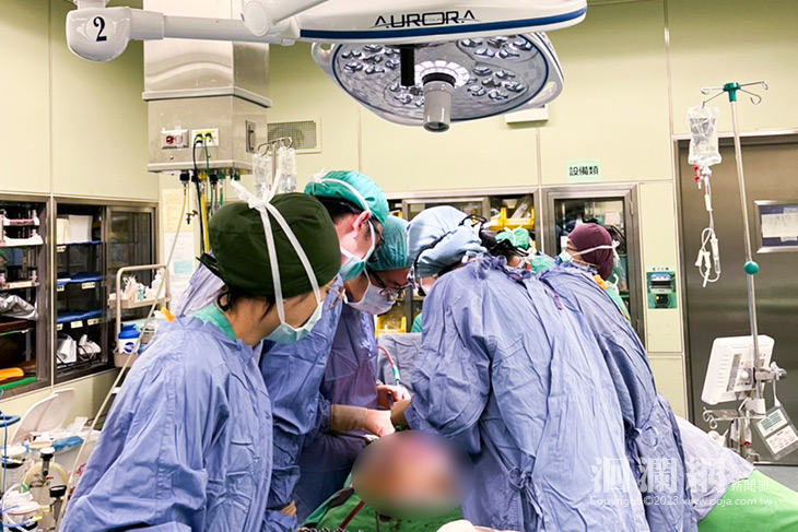 肝臟移植可治肝癌，女兒捐肝成功救父