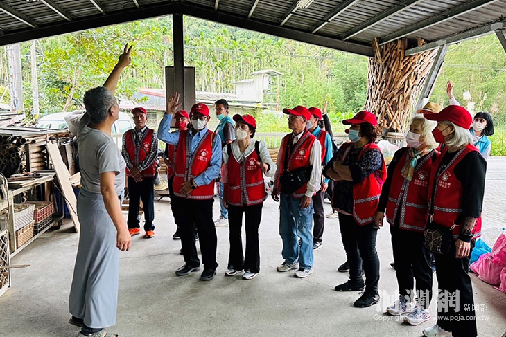 花蓮市啦啦爸志工隊觀摩研習 增進原民文化交流