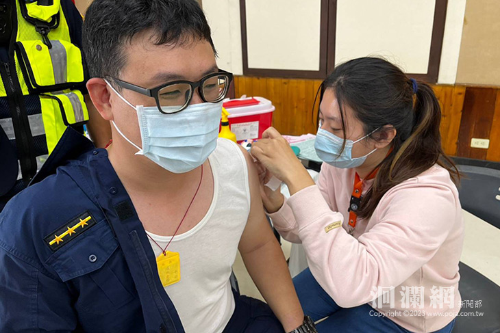 接種新冠XBB.1.5及肺炎鏈球菌疫苗降低併發重症