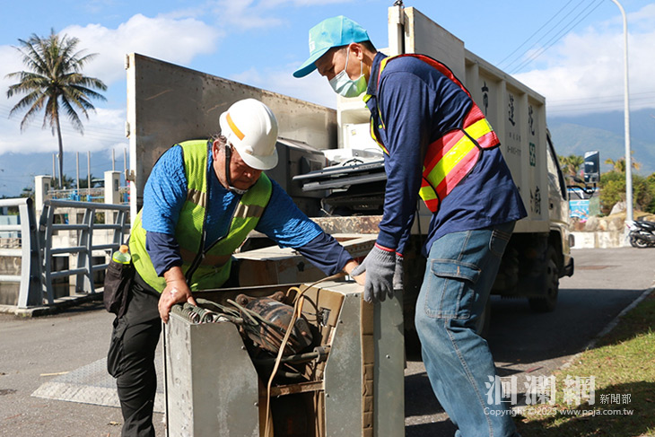 花蓮市大宗廢棄物即日起收運 預約清運量破萬件