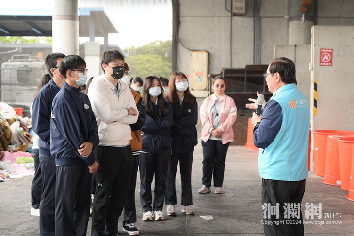 慈大師生參訪花市清潔隊 魏嘉彥鼓勵源頭減量落