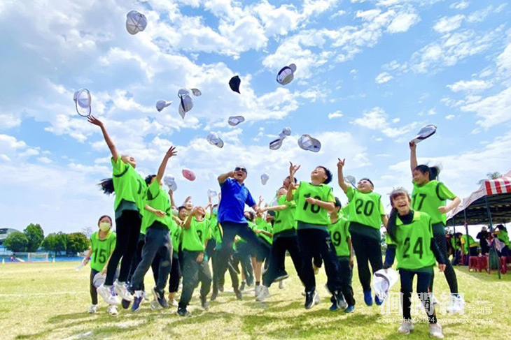 東華附小奪得花蓮縣樂樂棒雙料冠軍！將代表花蓮縣