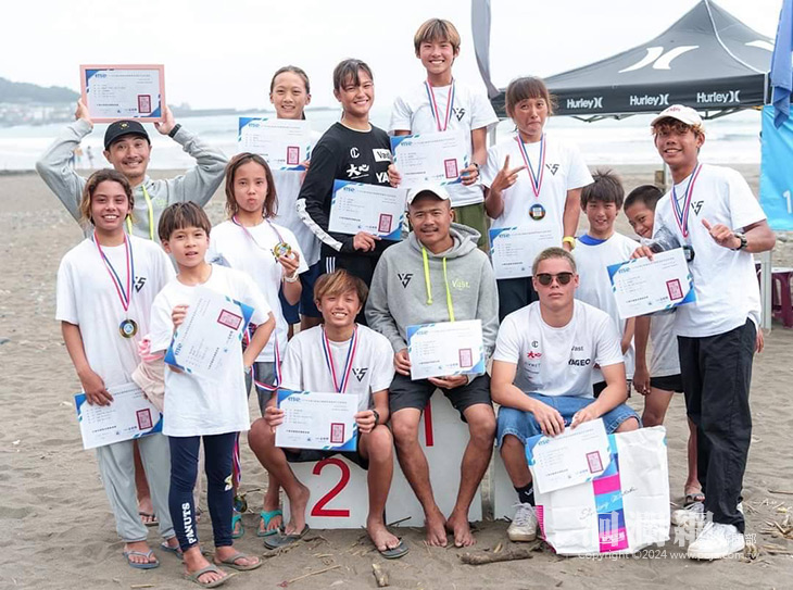 東華附小學生入選衝浪國手 市長親自頒獎鼓勵