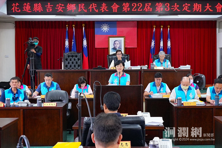 游淑貞定期會施政總報告 整體服務獲鄉親高度支