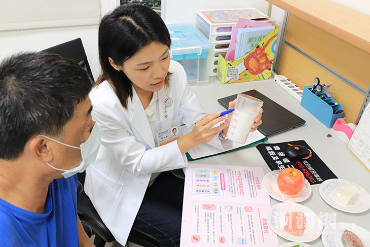 只要5分鐘長者營養自我篩檢 以早期發現營養不良