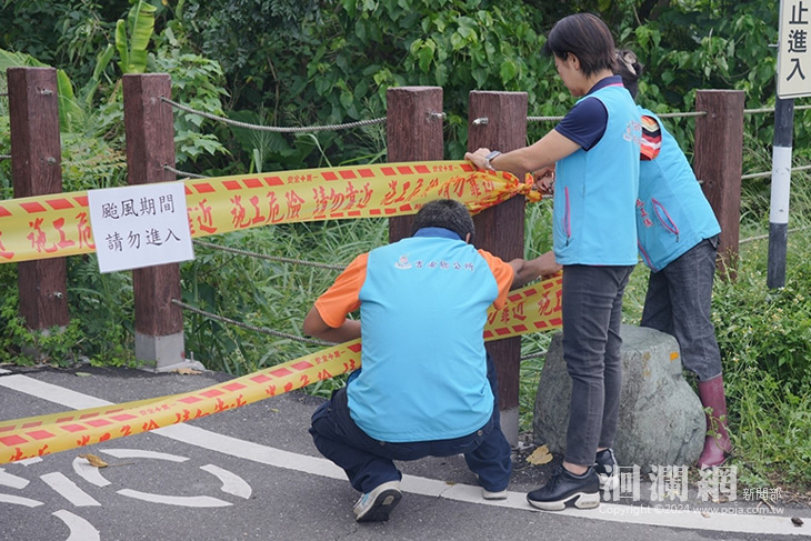 因應颱風來襲預防性封路 吉安鄉長巡視確保鄉親