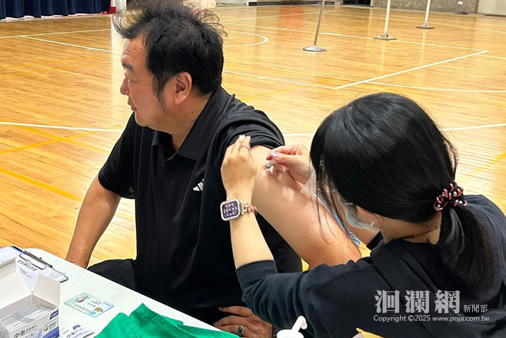 農曆春節將至 呼籲民眾儘速接種新冠及流感疫苗