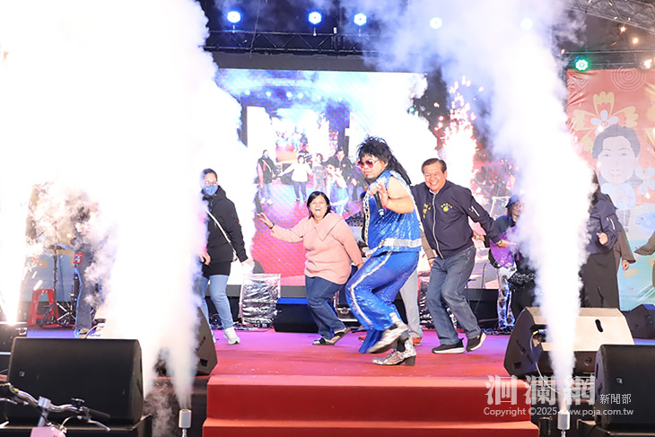 新城蛇來運轉慶元宵晚會五千人齊聚 何禮臺與鄉